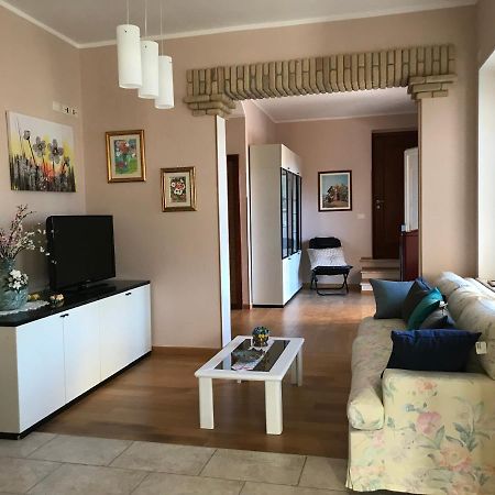 Villa Dei Fiori - Casa Vacanza كابوتيرا المظهر الخارجي الصورة