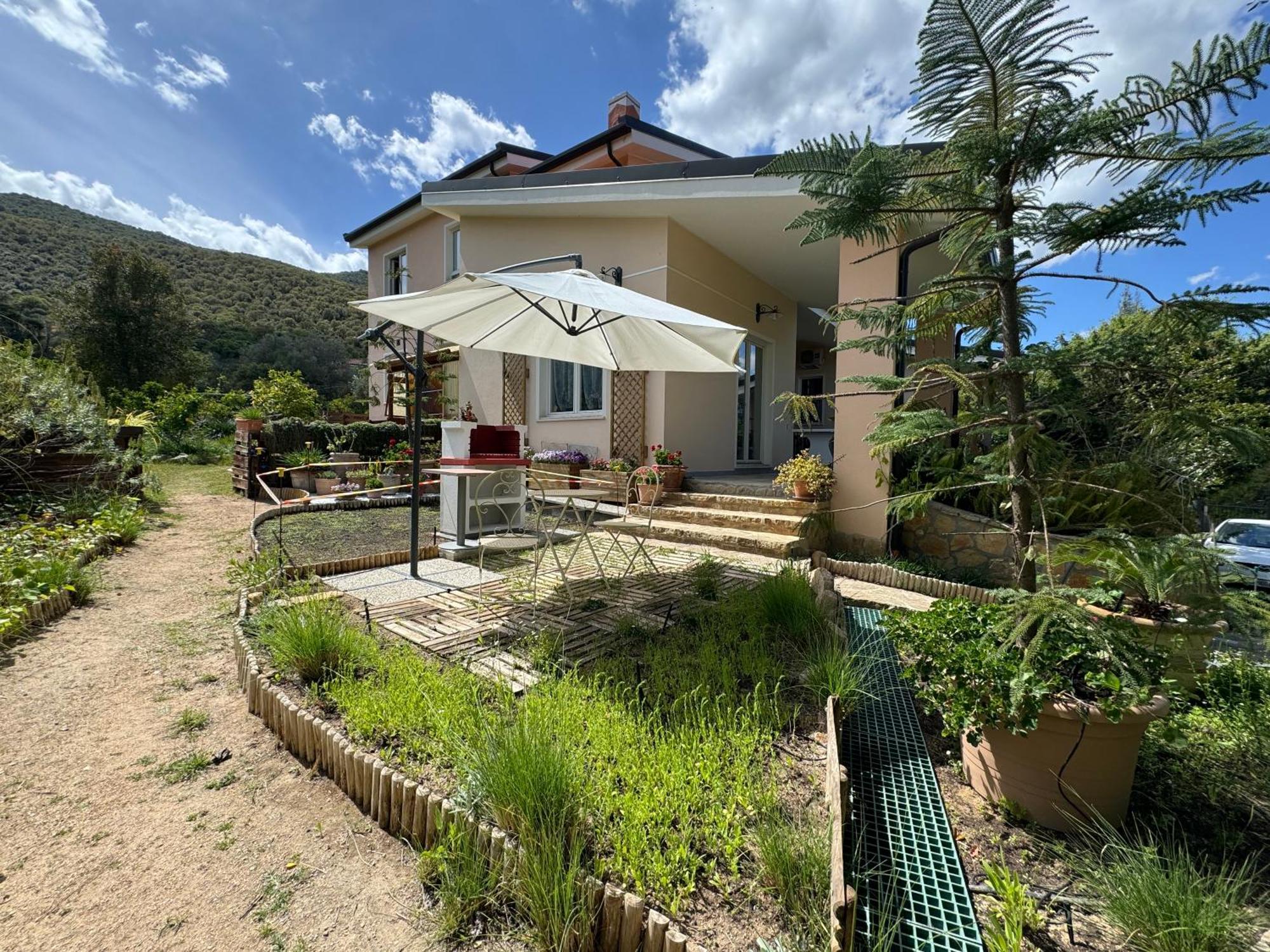 Villa Dei Fiori - Casa Vacanza كابوتيرا المظهر الخارجي الصورة