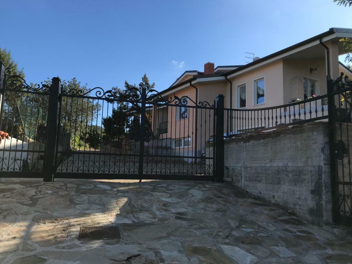 Villa Dei Fiori - Casa Vacanza كابوتيرا المظهر الخارجي الصورة