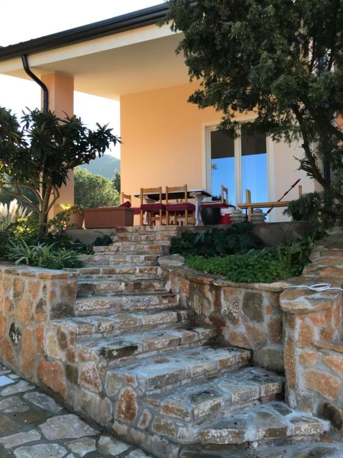 Villa Dei Fiori - Casa Vacanza كابوتيرا المظهر الخارجي الصورة